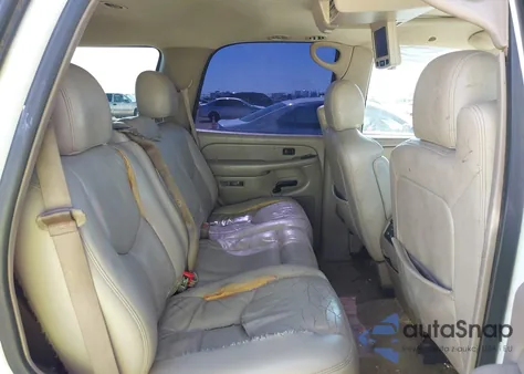 2005 Chevrolet Tahoe Lt from USA, damaged, VIN 1GNEC13T55R171121